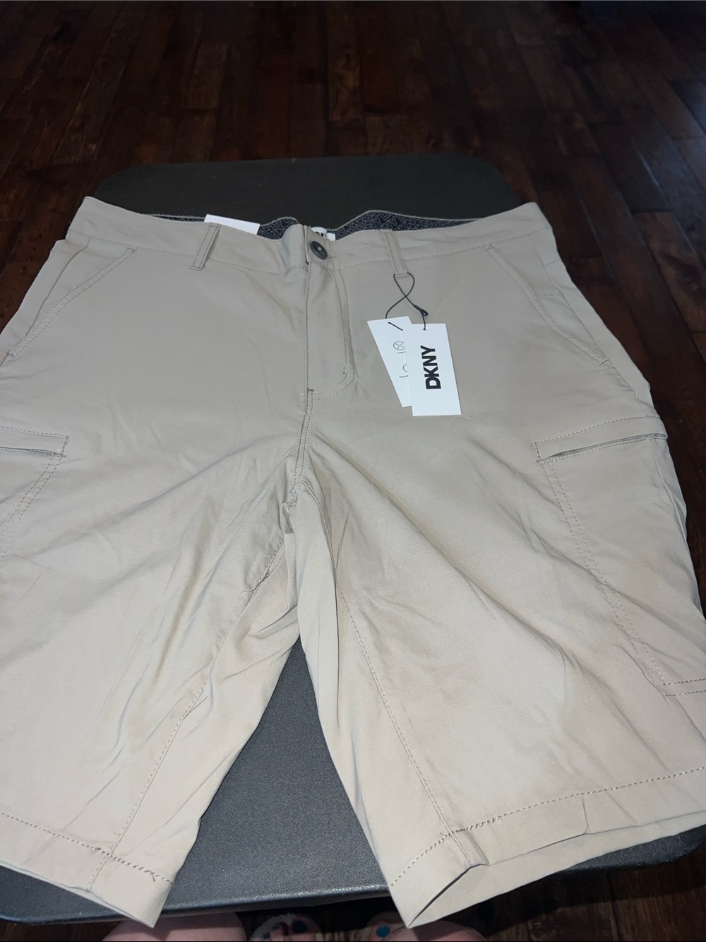 DKNY Tan Utility Cargo Shorts new tag